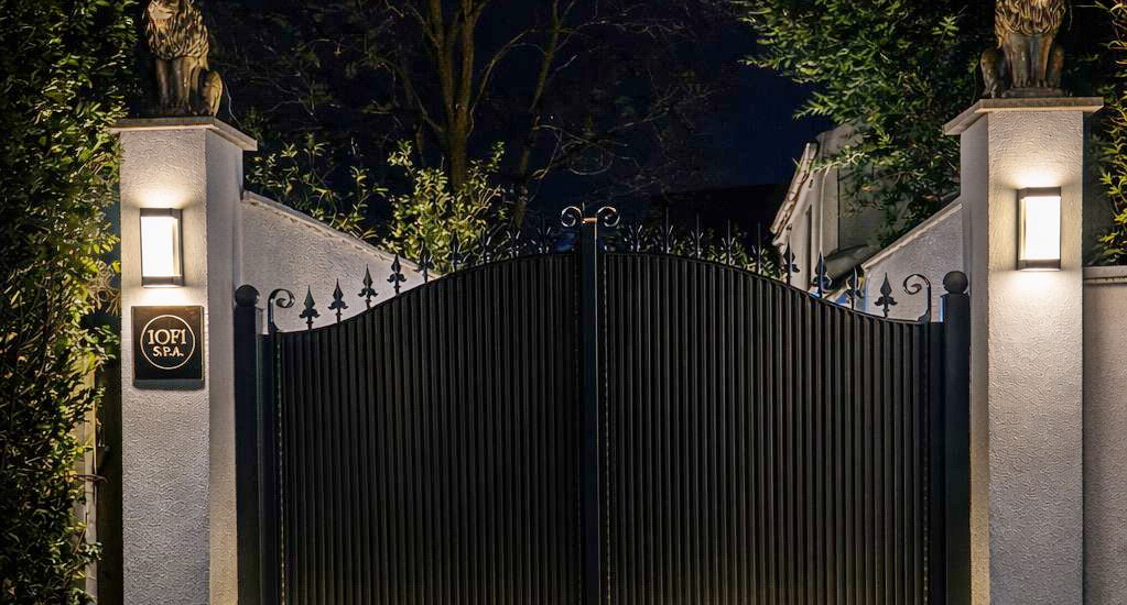 1of1 Contact our Manchester Spa Entrance